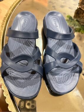 Crocband Style Navy Blue Crocs Sandals W9 size